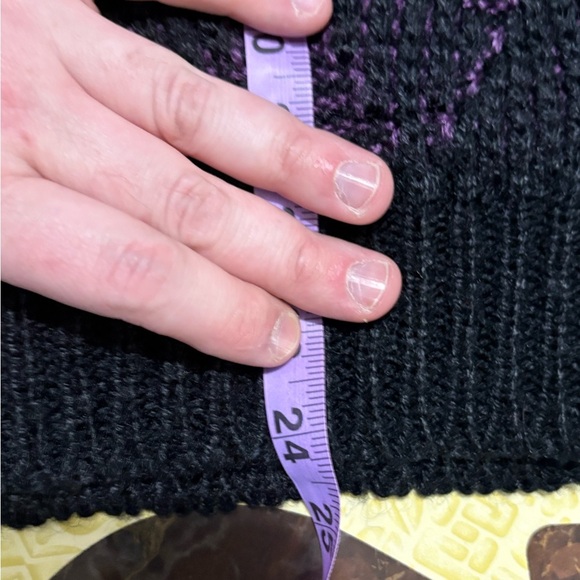 Vintage Women’s Purple and Black Crew Neck Sweater with Textured Knit - Picture 7 of 7